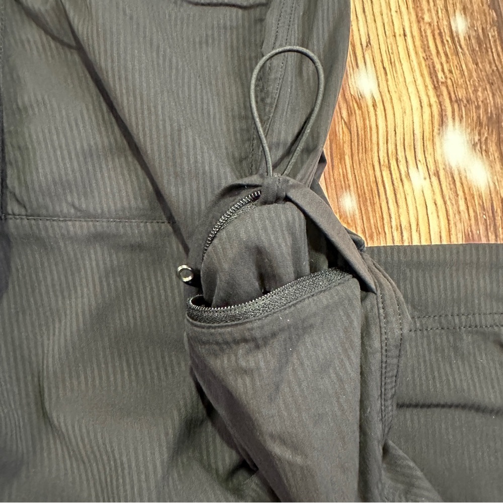 Lululemon Athletica Women’s Peants - Picture 13 of 14